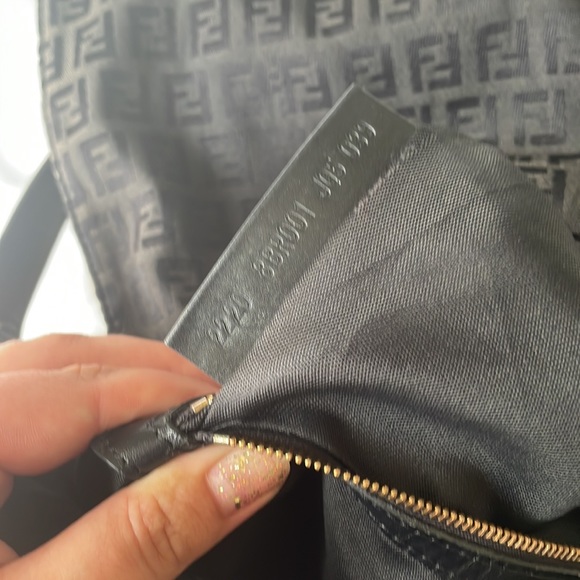 Beautiful Authentic Fendi Bag! - Picture 8 of 9